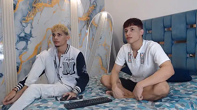 Snapshot of YOUNG_BOYS_HELL chatting on June 2026 01:47:02 AM YOUNG BOYS HELL online show from June 2026 01:47:02 AM