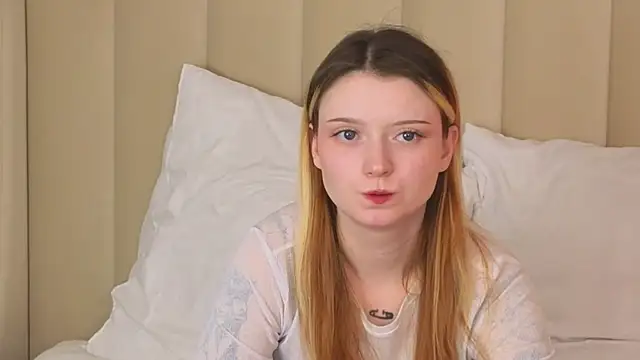 AlyssFrost online show from June 2026 05:23:02 AM