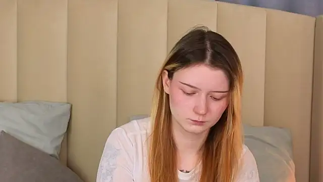 AlyssFrost online show from July 2026 03:00:02 AM
