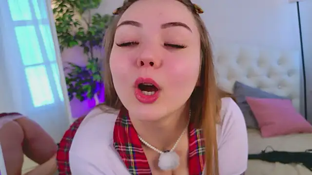 ur blythe doll online show from April 2026 06:27:01 AM