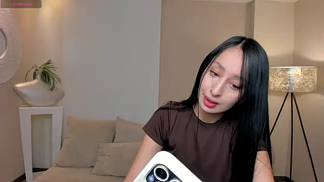 AmaraDivine online show from July 2026 11:14:01 AM
