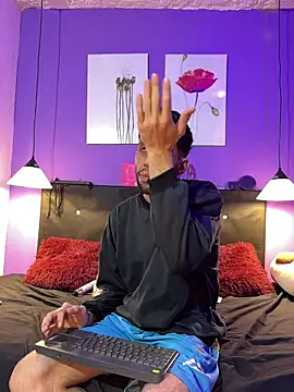 Karim mansur online show from March 2026 04:45:02 PM