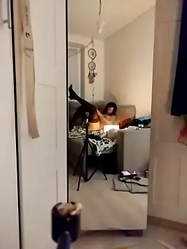 Snapshot of VeraVS chatting on March 2026 08:32:01 PM VeraVS online show from March 2026 08:32:01 PM