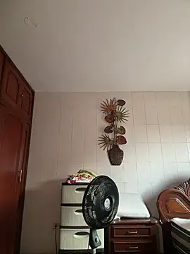Valentinacouple online show from July 2026 10:27:02 PM