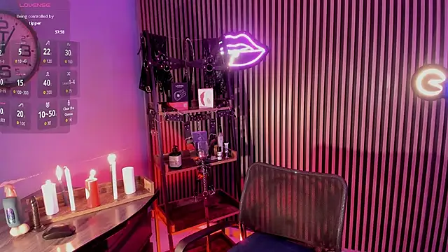 Maximoking26 online show from April 2026 01:49:01 AM