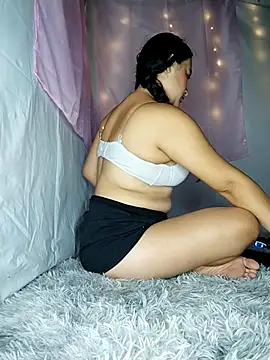 kloe-Dubois online show from May 2026 02:58:01 PM