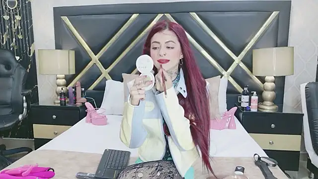 AntonellaEscudero online show from April 2026 08:21:01 PM