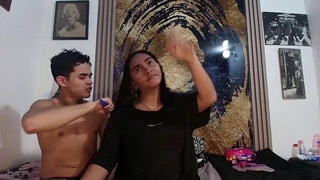 raven robin  online show from April 2026 03:17:01 AM