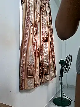 Queen Saara online show from March 2026 12:31:02 PM