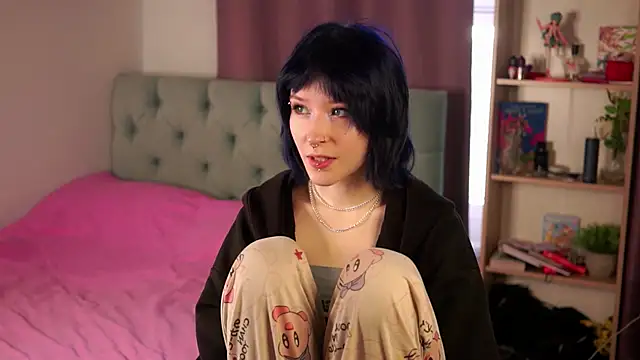 Cyber psych0 online show from April 2026 03:01:01 PM