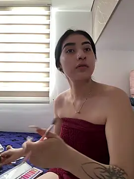 Kattengel  online show from March 2026 06:56:02 PM