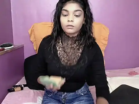 indianicon23 online show from April 2026 06:18:02 AM