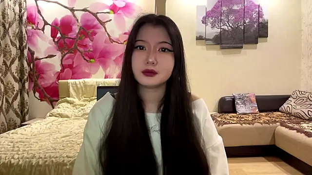 MaeRaads online show from March 2026 06:34:01 PM