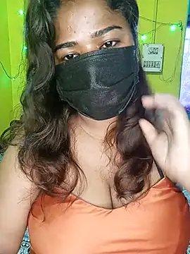 Snapshot of NISHHAA chatting on June 2026 04:44:02 AM NISHHAA online show from June 2026 04:44:02 AM