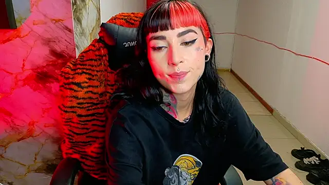 nova kitttyy online show from March 2026 01:11:01 AM