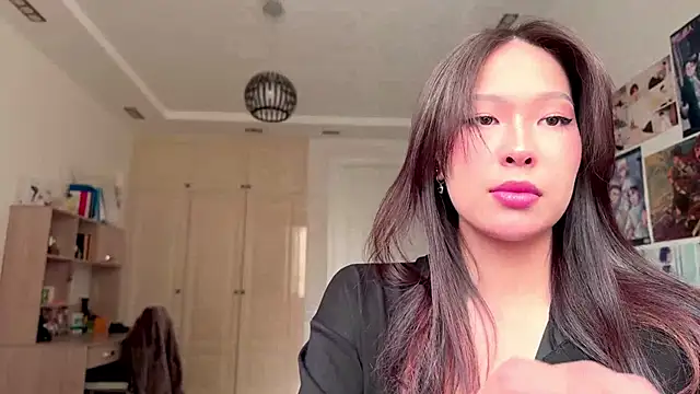 HannaOreo online show from March 2026 07:35:01 AM