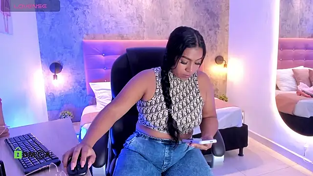 Snapshot of brithanycampbell chatting on July 2026 12:22:02 PM brithanycampbell online show from July 2026 12:22:02 PM