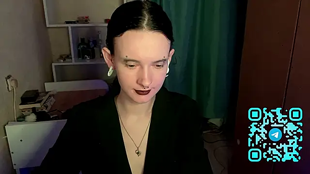 MabelDefina online show from April 2026 01:04:01 PM