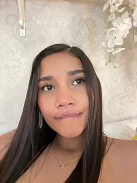 AlessiaVallmont online show from March 2026 09:14:01 PM