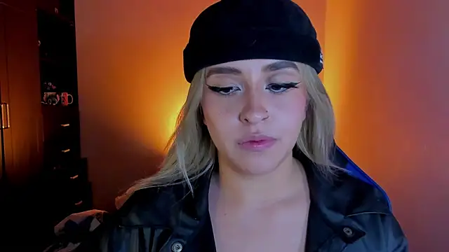 saradiazxxx online show from March 2026 03:17:01 AM