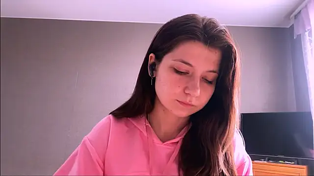 LunnaBliss online show from March 2026 01:22:02 PM