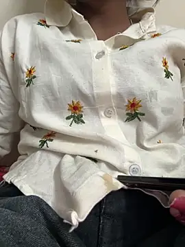 meenu cuties online show from March 2026 10:43:01 PM