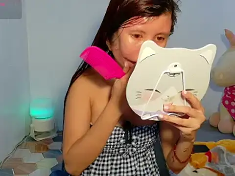 Snapshot of lady_moon09 chatting on June 2026 11:44:01 AM lady moon09 online show from June 2026 11:44:01 AM
