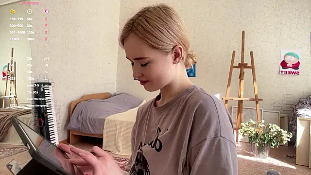 LotusHinata online show from March 2026 04:18:01 AM