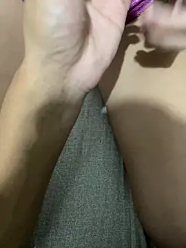 tuputa420 online show from April 2026 05:41:01 AM