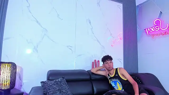 Spicy guys online show from May 2026 01:16:02 PM