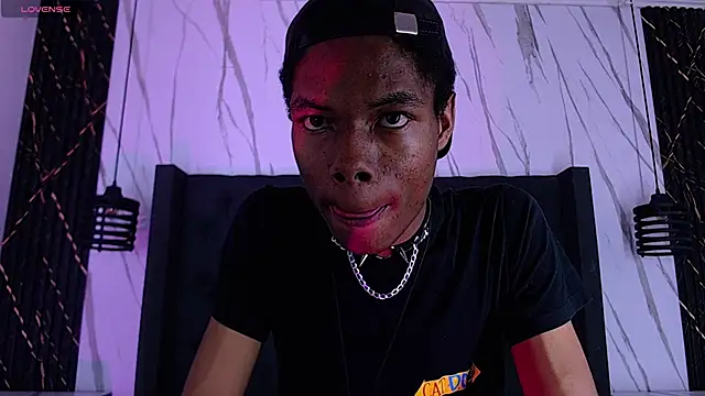 Santiago Ortiz  online show from March 2026 07:25:01 PM