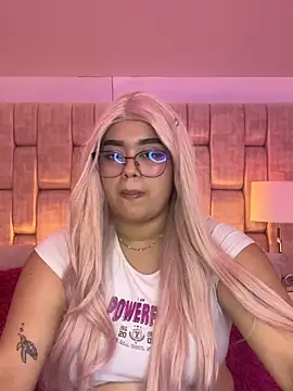 AnniJones online show from April 2026 08:18:02 AM