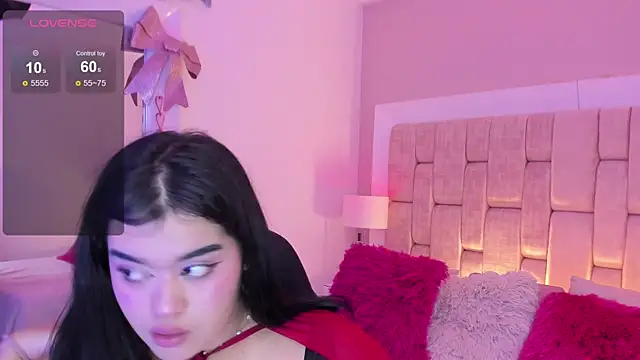 AnniJones online show from April 2026 02:50:01 AM