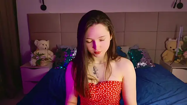 Tiny BunnyX online show from April 2026 06:03:02 AM