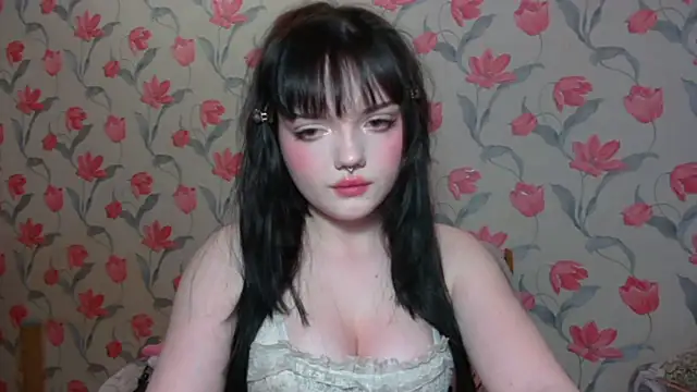 DorathyScaggs online show from April 2026 05:27:01 PM