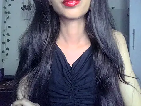 SIKSHA SINGH online show from April 2026 05:55:01 PM