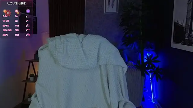 SophyAdams online show from March 2026 08:09:01 PM