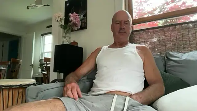 Snapshot of Guy__Grey chatting on June 2026 10:52:01 AM Guy Grey online show from June 2026 10:52:01 AM