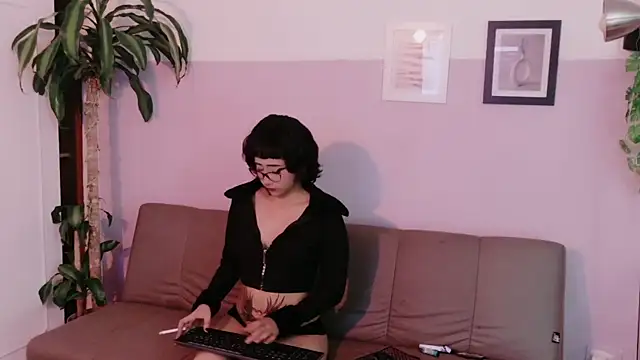 Bel Vamp online show from April 2026 04:52:01 AM