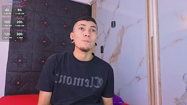 Logan and Reachel online show from March 2026 06:31:01 PM