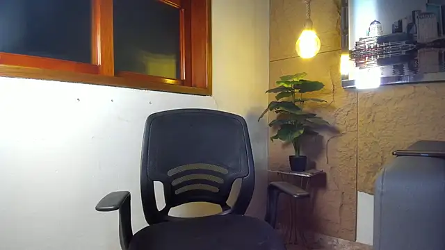 Jeremy wallker online show from April 2026 08:53:02 PM