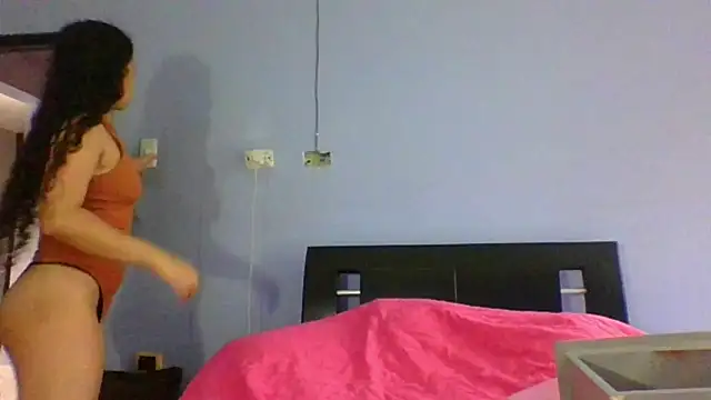 scarlettscottx  online show from May 2026 06:48:02 PM
