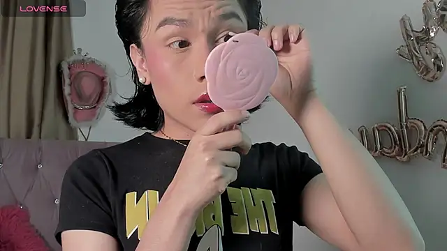 valentine sweety online show from March 2026 09:09:02 PM