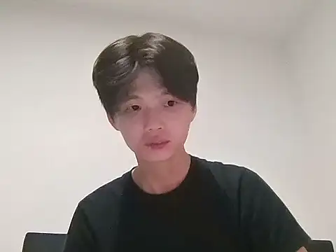 sweetiepuppy421 online show from May 2026 08:43:02 AM