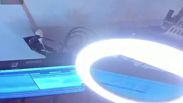 ebonyx40 online show from April 2026 11:44:02 AM