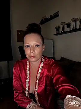 ZaramourXMrX online show from April 2026 07:09:02 PM