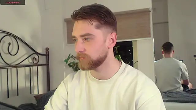 Dexter Raze online show from April 2026 07:06:01 AM