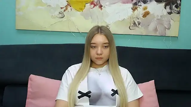 MilanaSiia online show from March 2026 05:43:01 PM