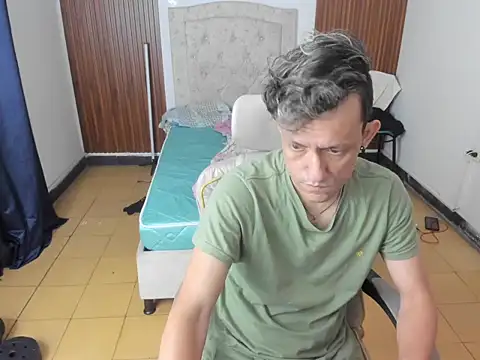 juan and luke online show from April 2026 12:08:02 PM