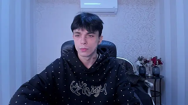 ClarkBev online show from March 2026 07:21:02 PM